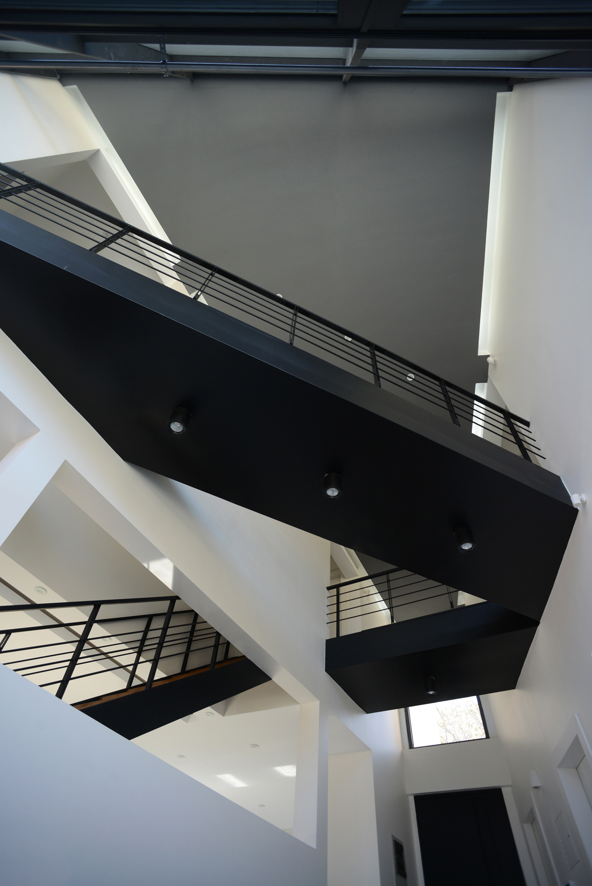 伊朗山谷中的悬浮别墅（Villa Mosha）-6