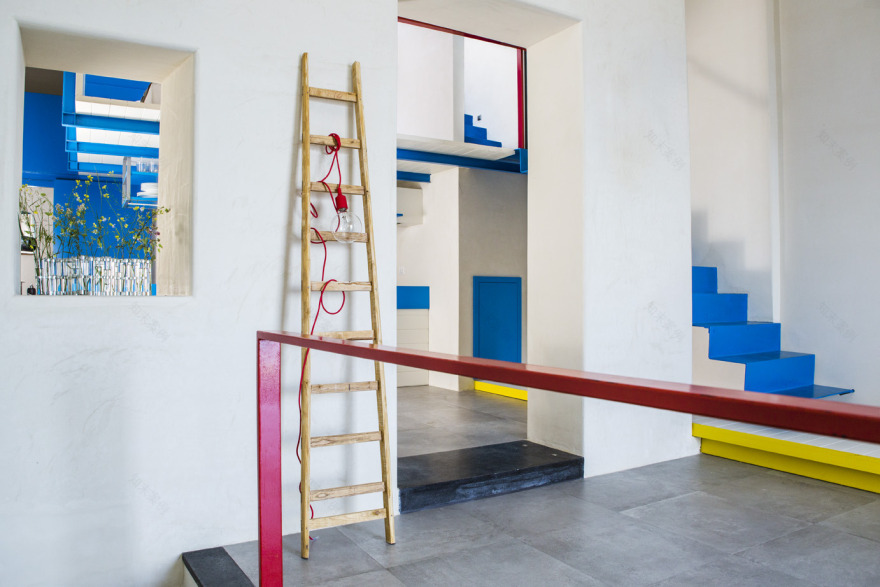 地中海风情的三层别墅设计-1