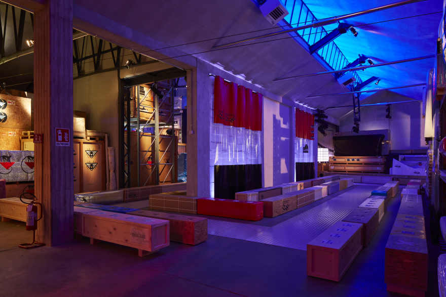 梦幻仓储 | Prada 仓库的奇幻变身-11