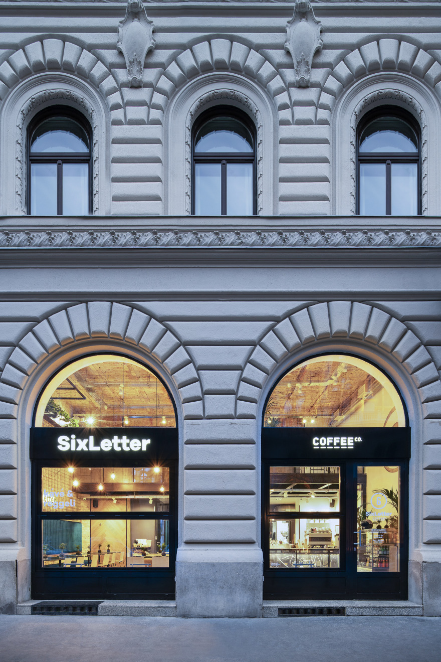 明亮温馨的咖啡馆-13