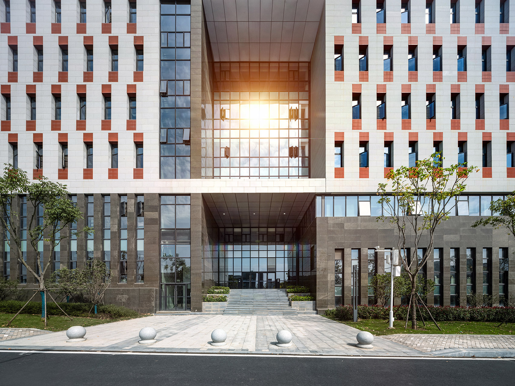 退台叠院 &  中国地质大学（武汉）环境学院楼/立体园林实现建筑与环境的高度融合-23