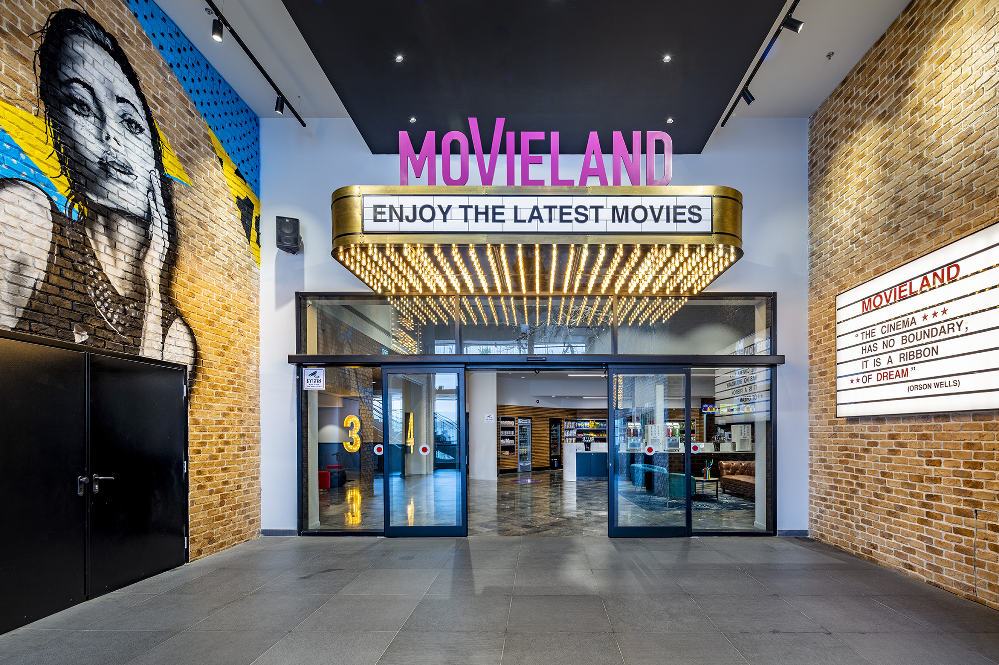 Movieland Palace-0