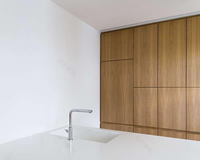 Bari 老屋翻新,打造现代生活空间-6