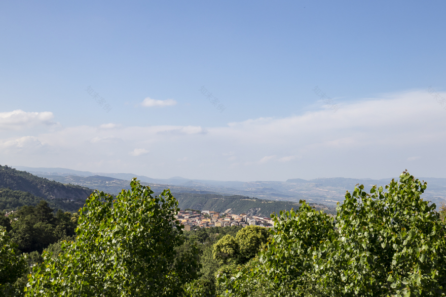 意大利 Sila 山区的生态住宅设计-13