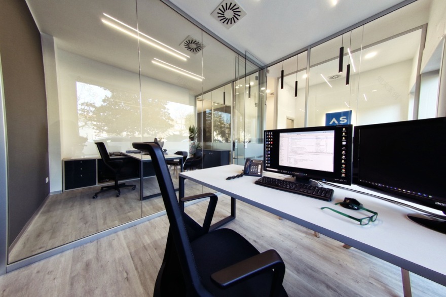 灵活舒适,功能齐全的办公室设计-10