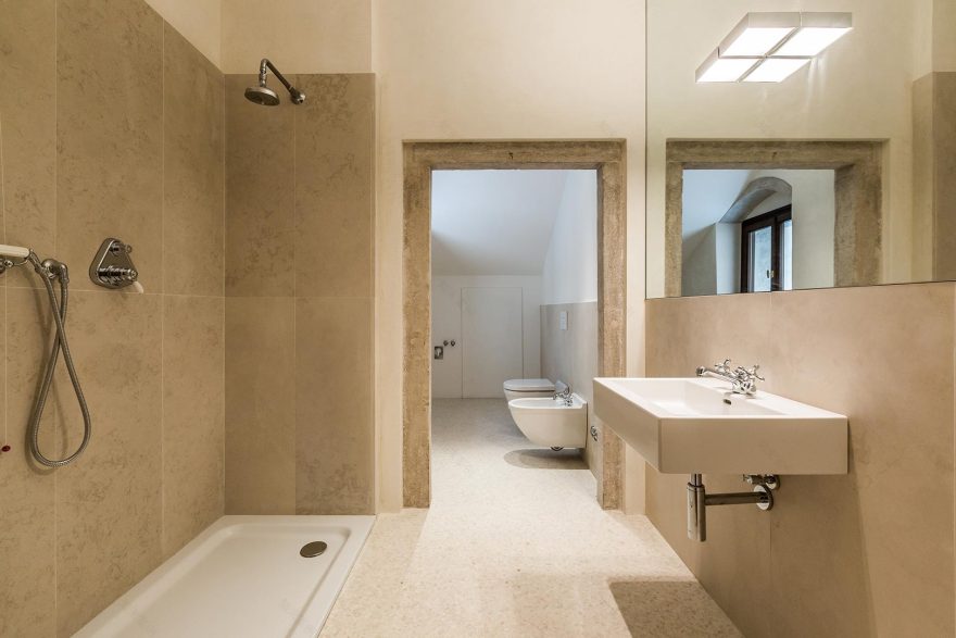 威尼斯古堡修复中的现代生活美学-19