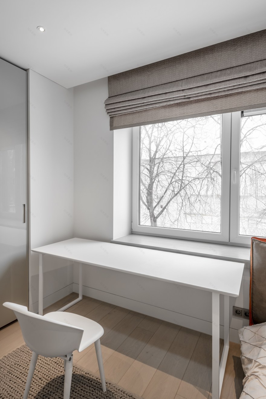 历史建筑中的透明轻盈之家-58