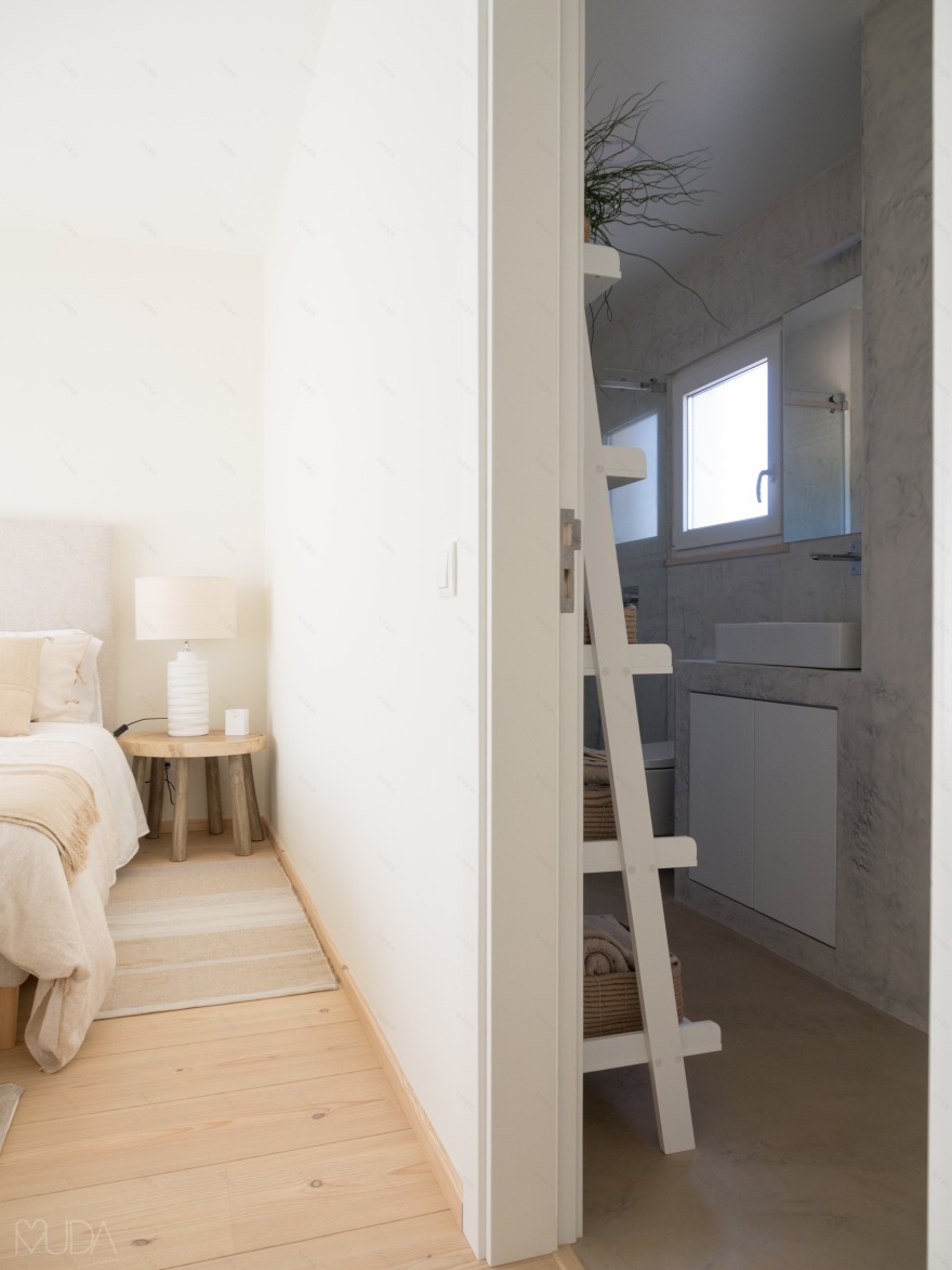 简约永恒的海岸别墅设计-49