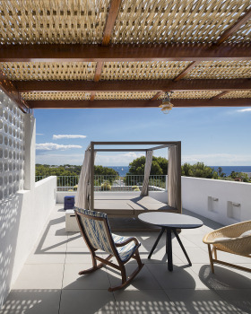 Hotel Cala Esmeralda 度假酒店