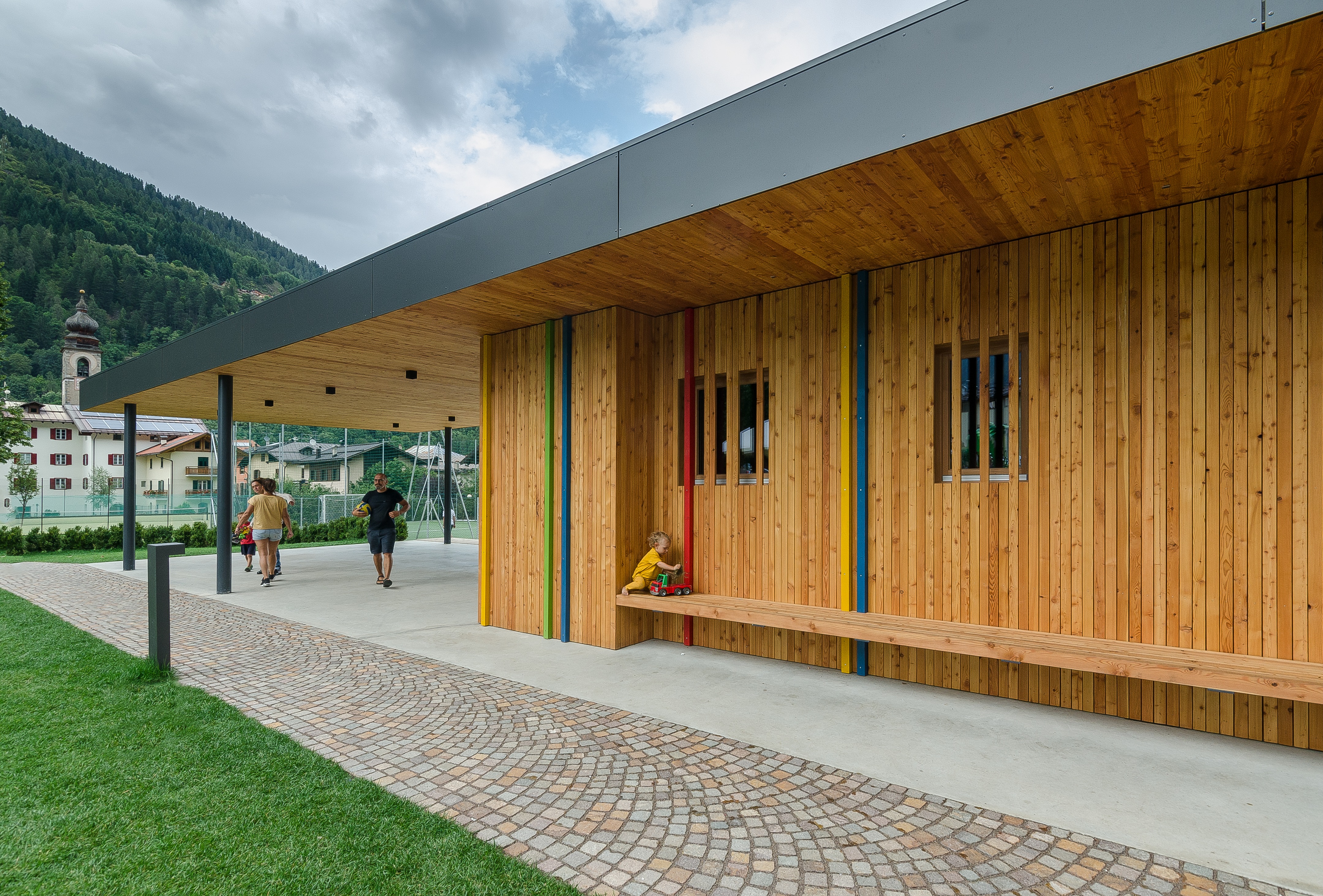 多功能运动场地设计-0