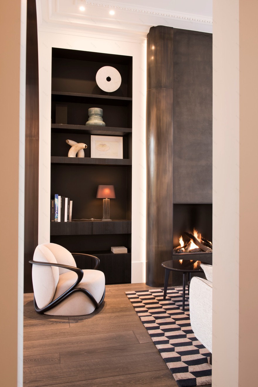 比利时安特卫普“现代洞穴”别墅室内设计-8