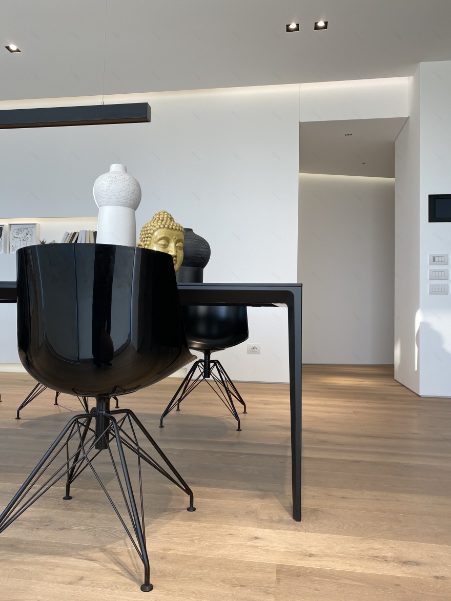 意大利 Verona 现代别墅-24