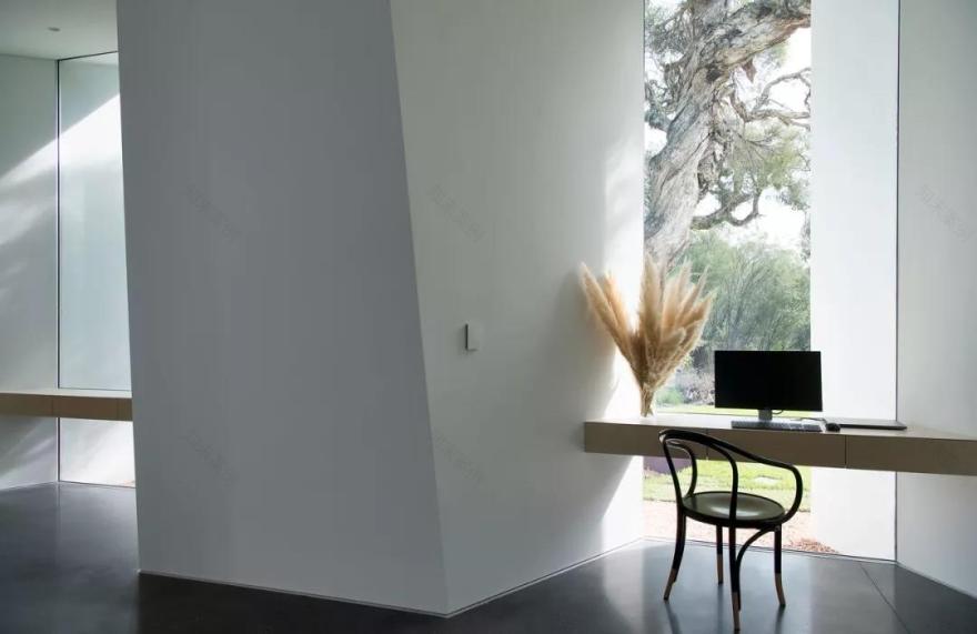 澳大利亚丛林中的梦幻极简别墅-19