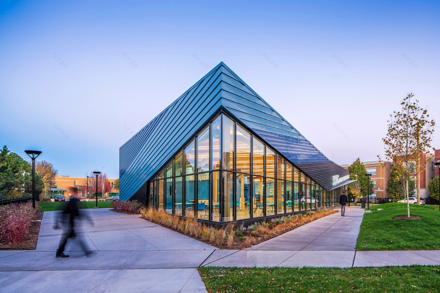 伊利诺斯州S.O.S儿童村 & 罗斯福广场社区中心,芝加哥/具有前瞻性的社区之家-11