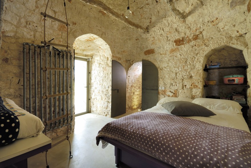 意大利乡村别墅,玻璃立方体与传统土屋的完美融合-14