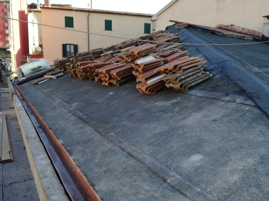 意大利办公建筑翻新屋顶案例-2