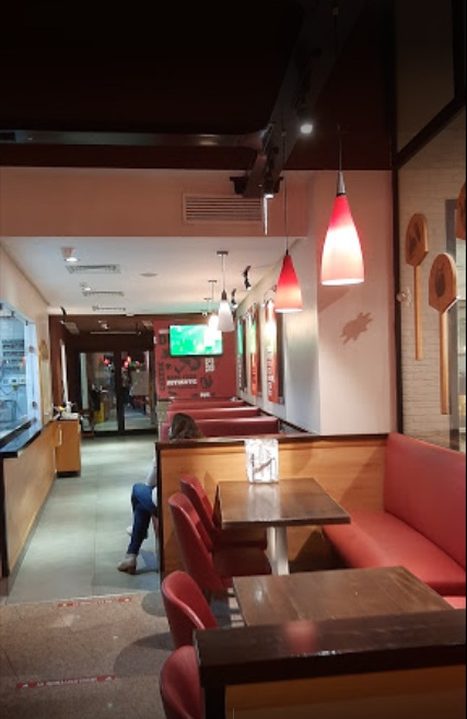 加州风味，Tunisia 的 Papa John’s 室内设计解读-3