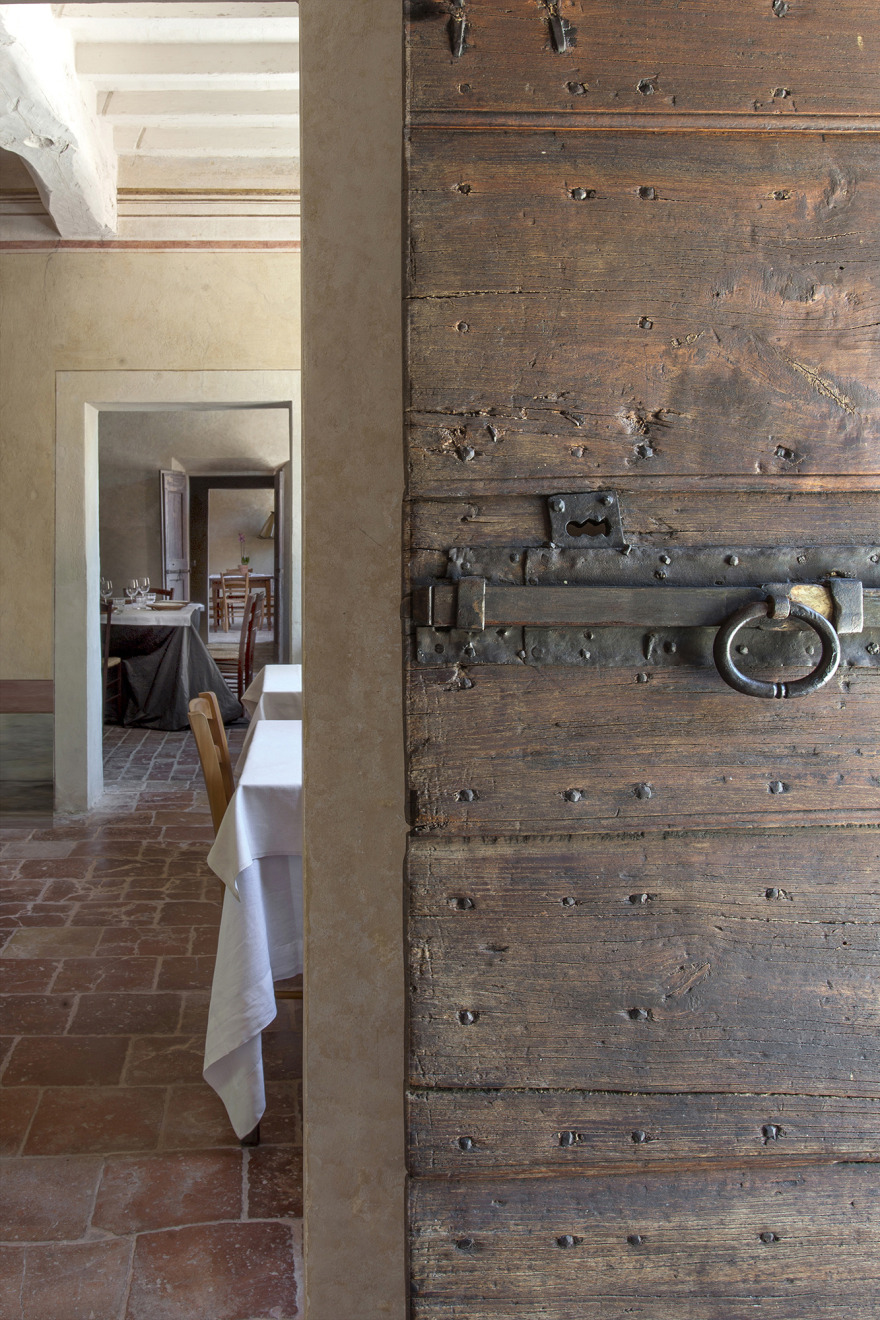 乡间别墅的现代复兴 | 古与新的完美融合-35