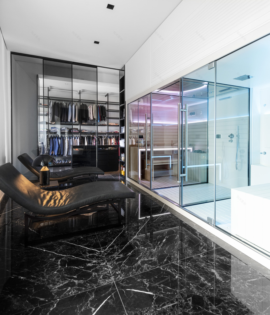 意大利佛罗伦萨山顶复式公寓设计丨Pierluigi Sammarro-19