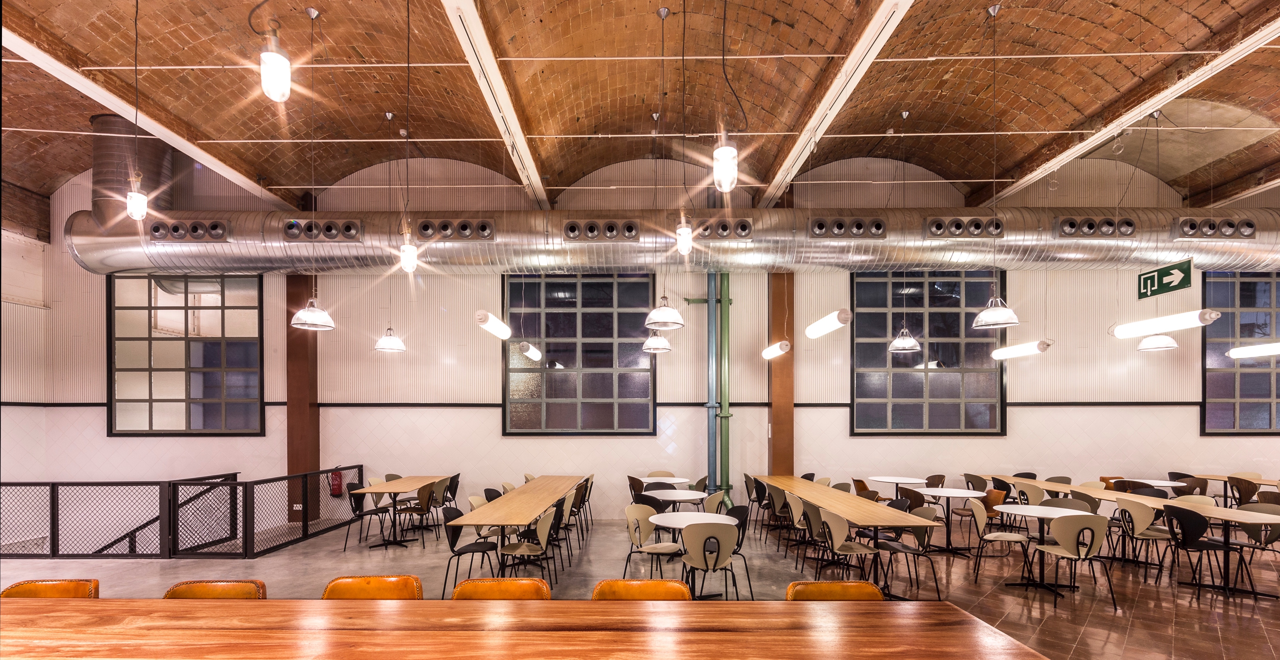 巴塞罗那 DAMM 啤酒厂重生-15