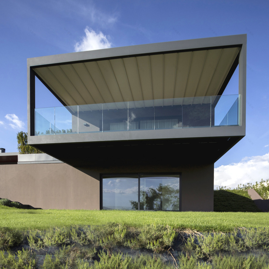 意式风情别墅设计,展现 Friuli 大美景象-16