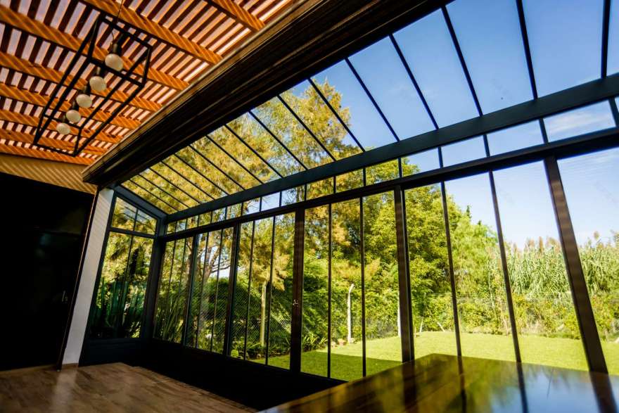 简约之居,功能齐全的家庭聚会空间-20