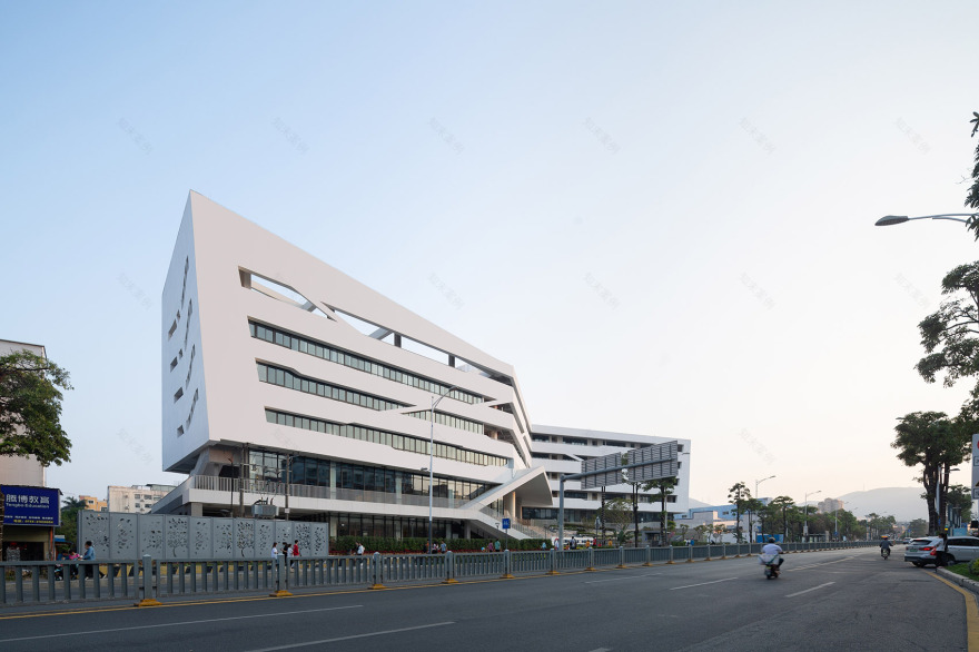 深圳市龙华区第二外国语学校丨中国深圳丨深圳市坊城建筑设计顾问有限公司-77