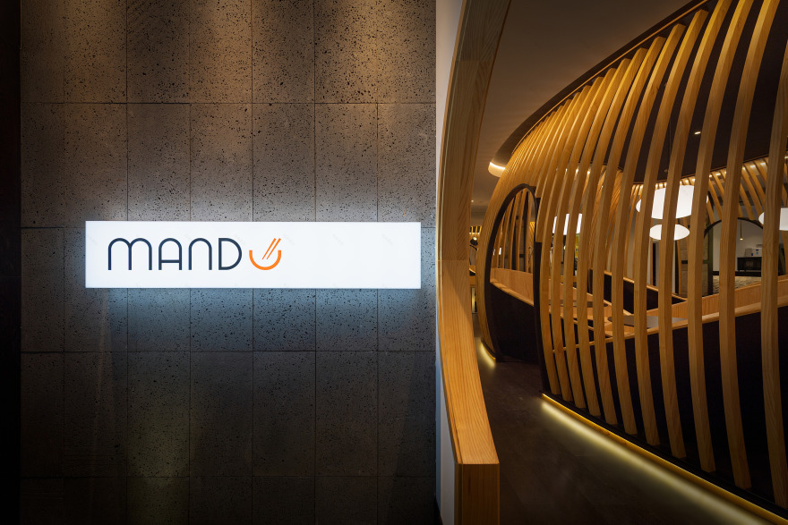 韩式餐厅"Mandu Muelle"打造温馨空间-2