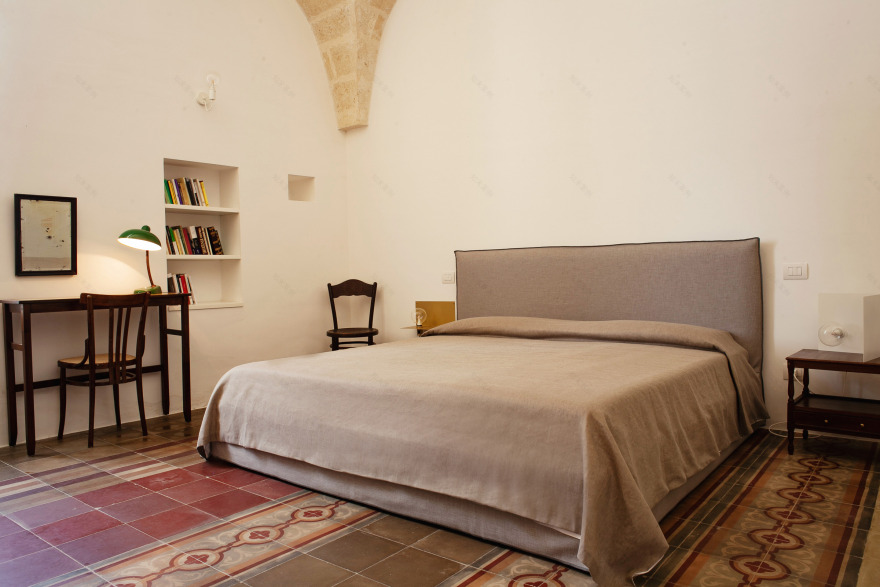 乡间别墅的重生 · 融合传统与当代的意大利风情-20