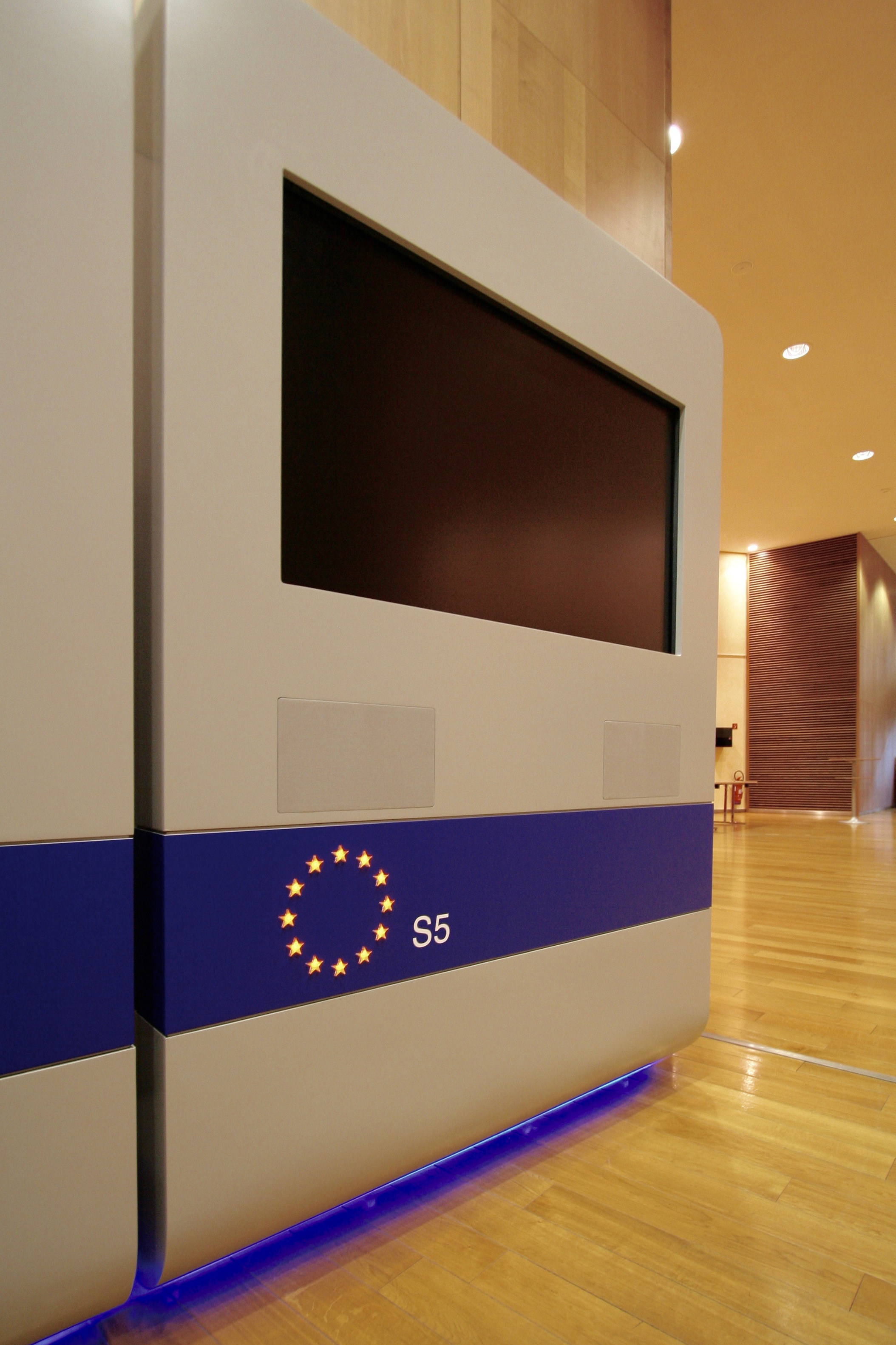 欧洲委员会新闻发布厅家具设计-8