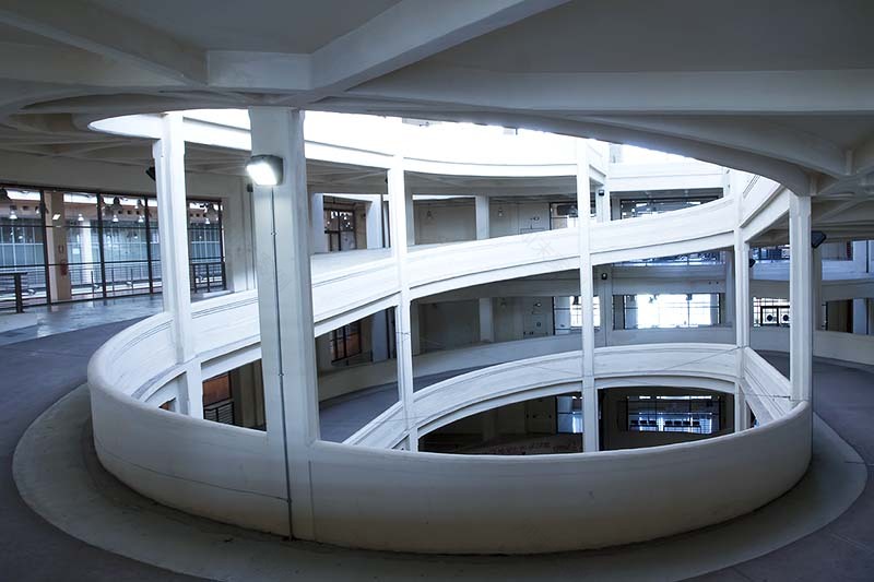 意大利展厅 · 灵构多 · 汽车坡道-4