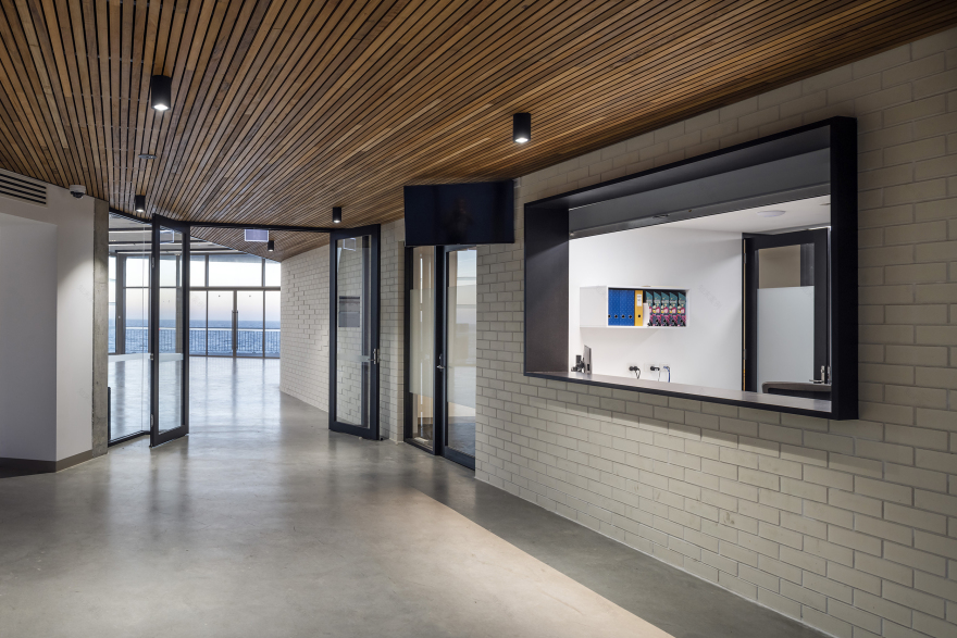 斯卡伯勒海滩服务与冲浪俱乐部-20