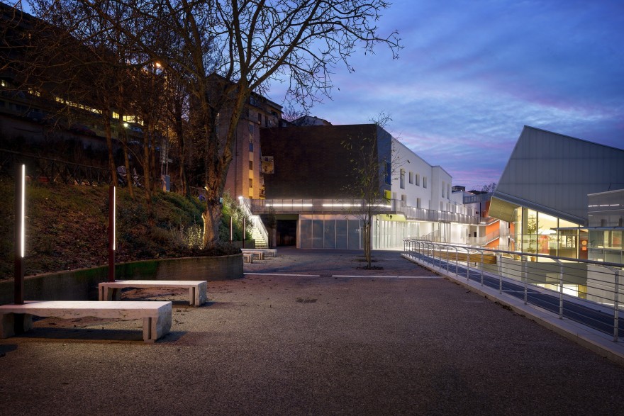 多功能综合体和·索奇尼-7