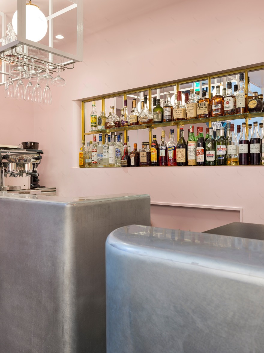 魅力蓝调 | 40 年代好莱坞风在伦敦地下室的复兴-7