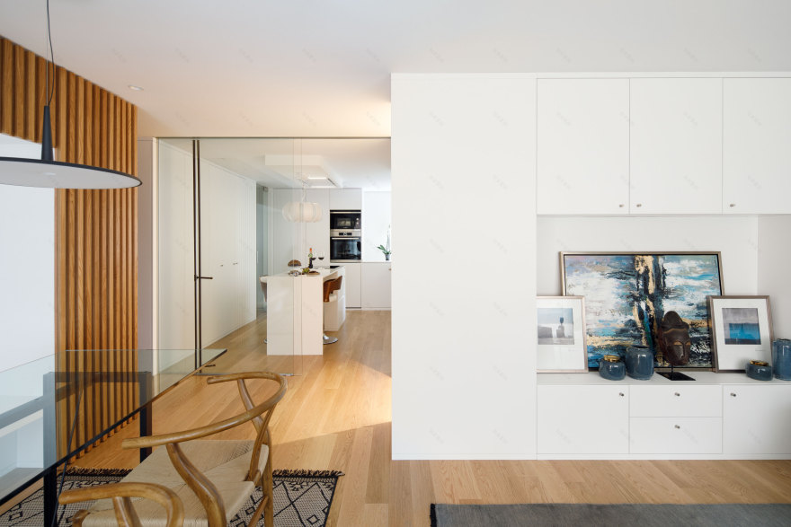 颠覆 70 年代旧公寓,打造明亮宜居空间-4