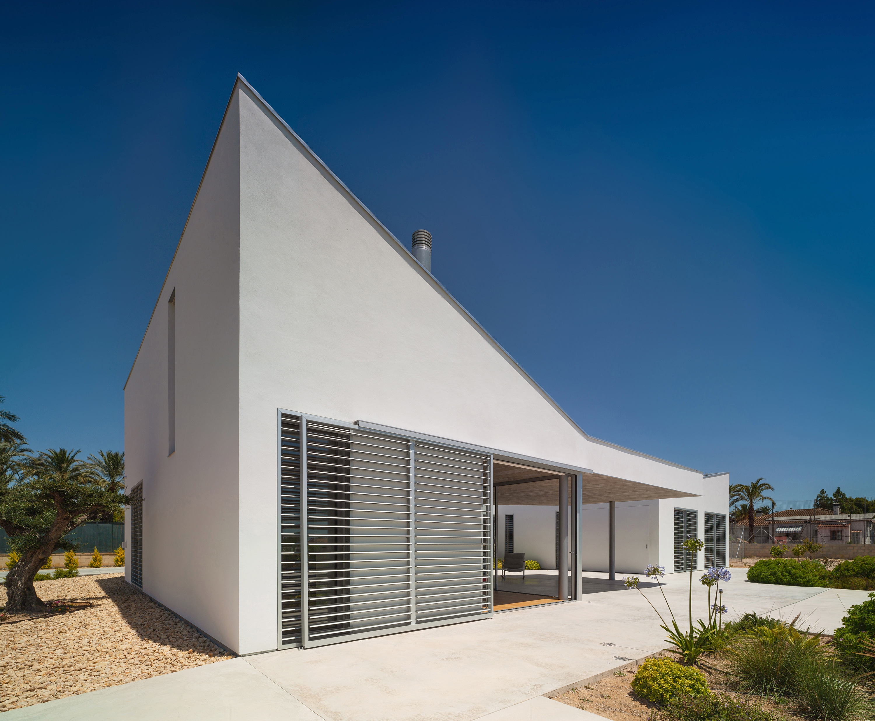 融合传统与现代的“阴与阳”别墅设计-2