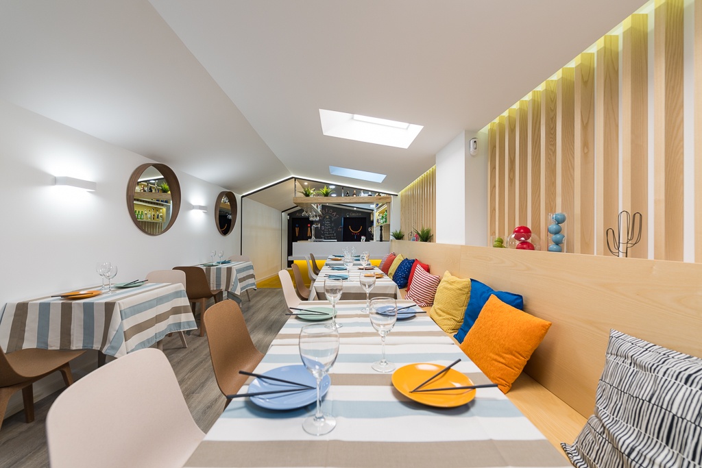 韩式餐厅"Mandu"——温馨海景空间-6