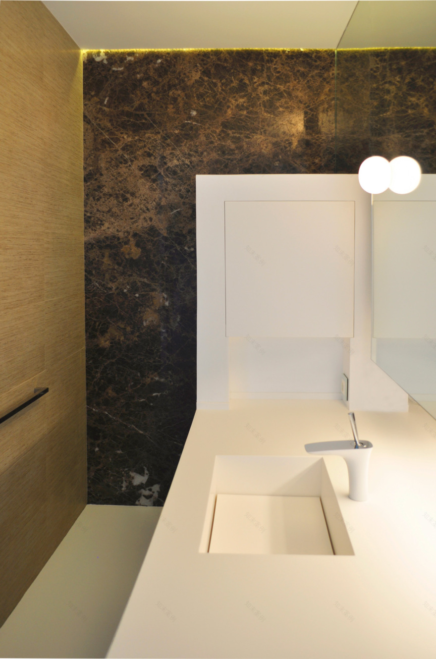 地中海风格的双层公寓设计-16