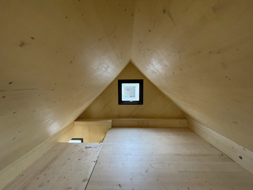 德国火车站的折叠生态小屋丨Brette Haus-10