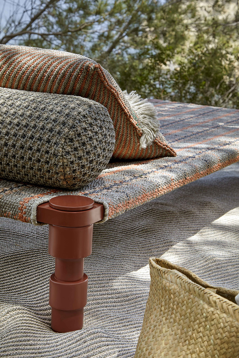 Garden Layers印度床与边桌系列/灵感源于莫卧儿帝国的古老习俗-106