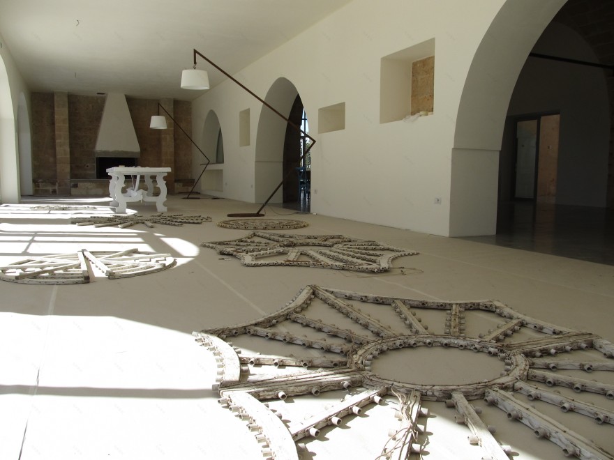 意大利乡村“贵族小屋”变身为葡萄酒度假胜地-12