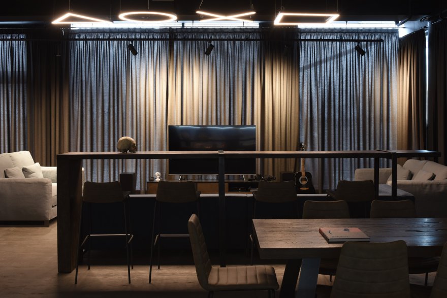 游戏开发者的“空白办公室”-0