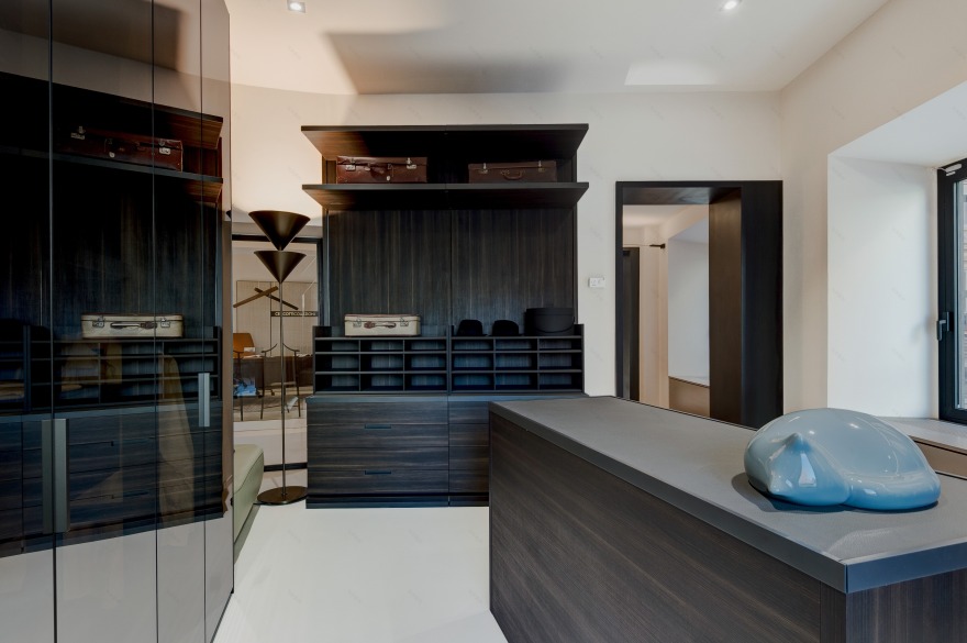 波尔特罗纳·弗劳展厅-37