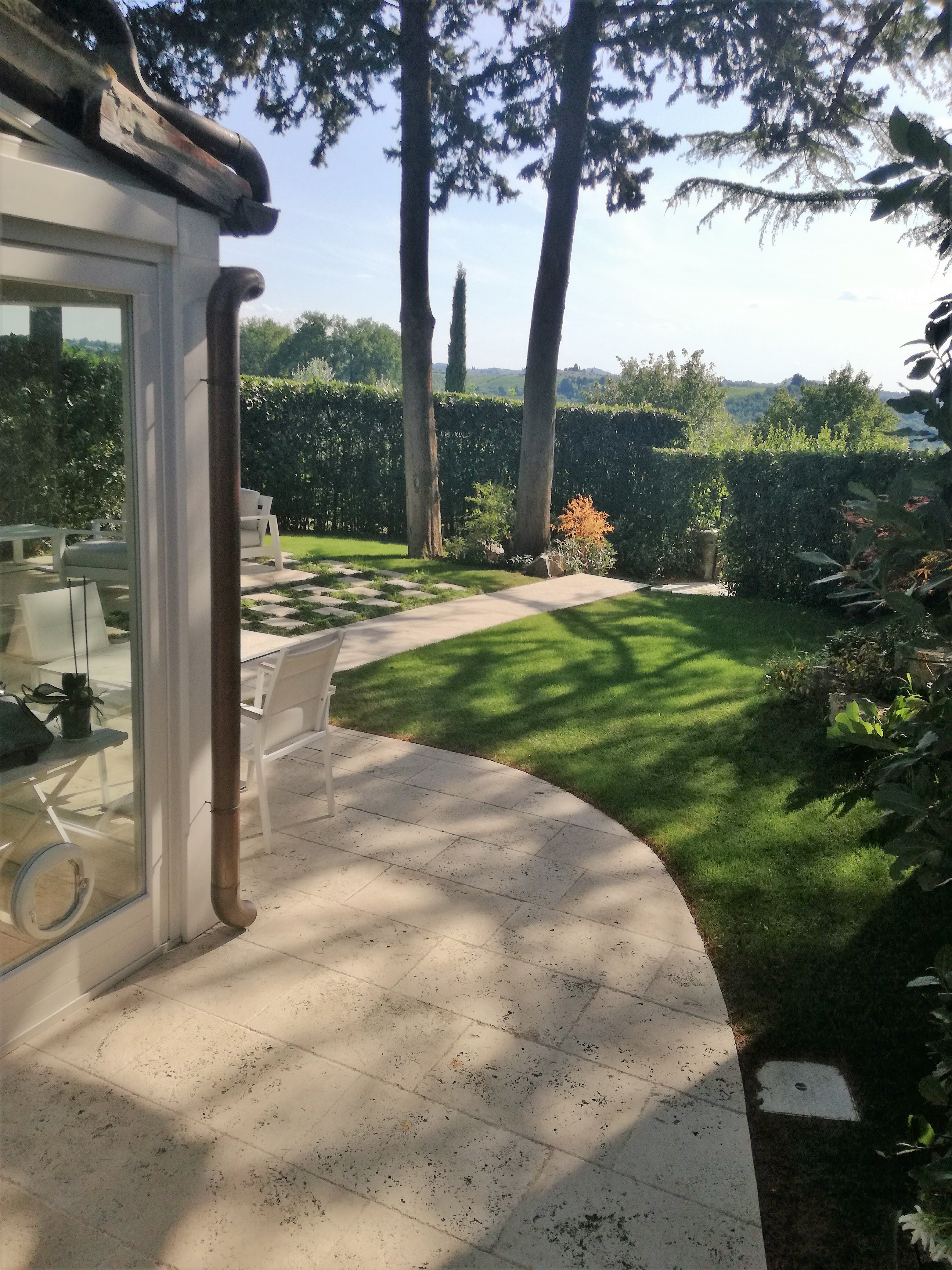 意大利别墅的绿色能源与当代花园设计-0