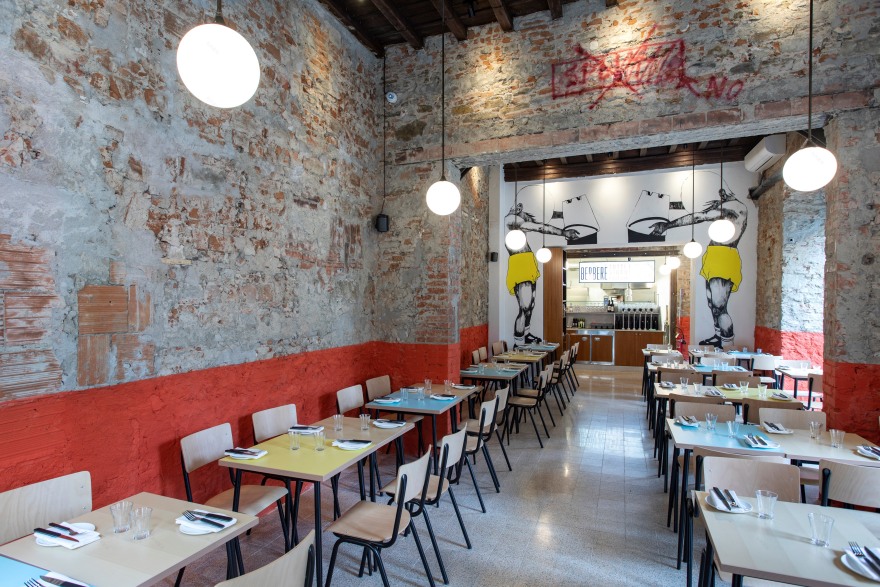 佛罗伦萨 BERBERÈ SANTACROCE 餐厅,原生态砖墙与流行色彩的碰撞-2
