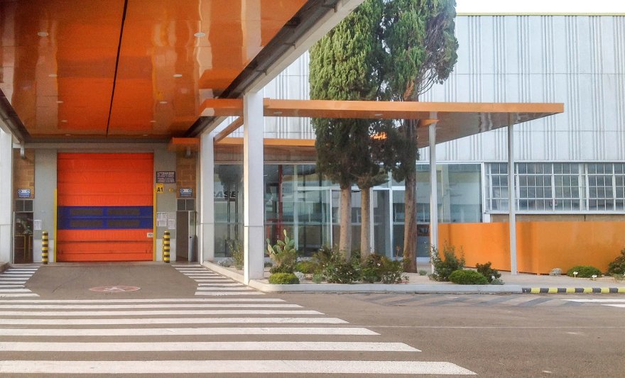 意大利 CNH 工厂展厅改造-1