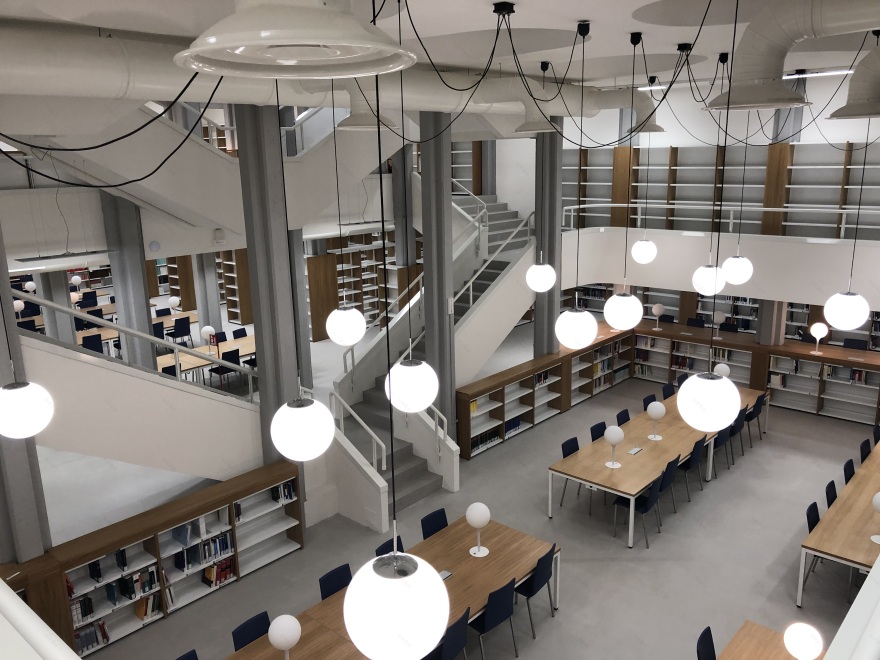 重塑法律图书馆·UNIMC-10