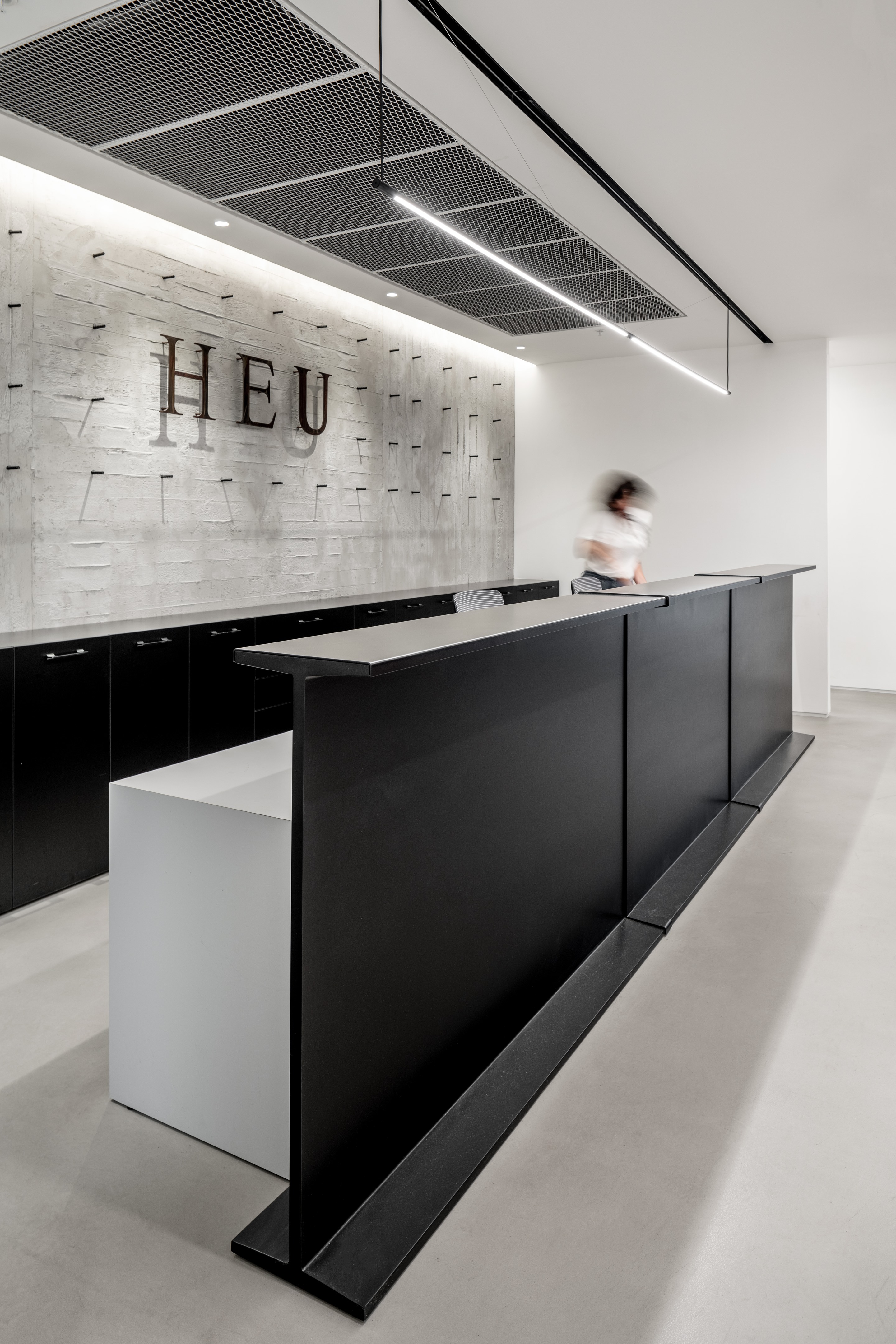 HEU & Co·律师事务所办公室-1