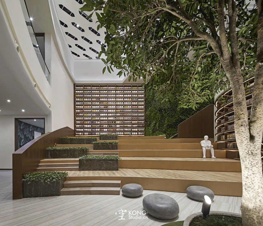 盐城网红书店“言++ 买書匯” | 自然生态融入阅读空间-9