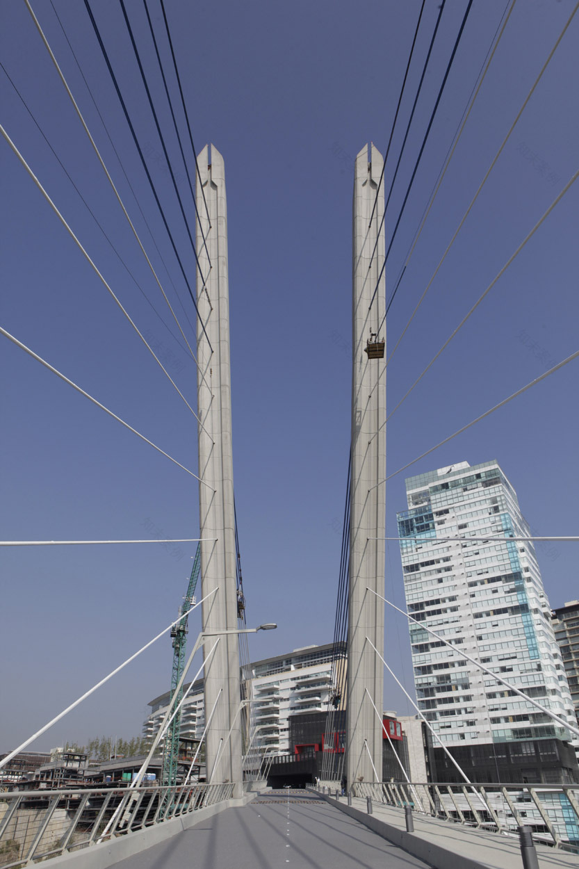 创新结构设计,环保理念融入的 Vidalta 桥梁工程-7